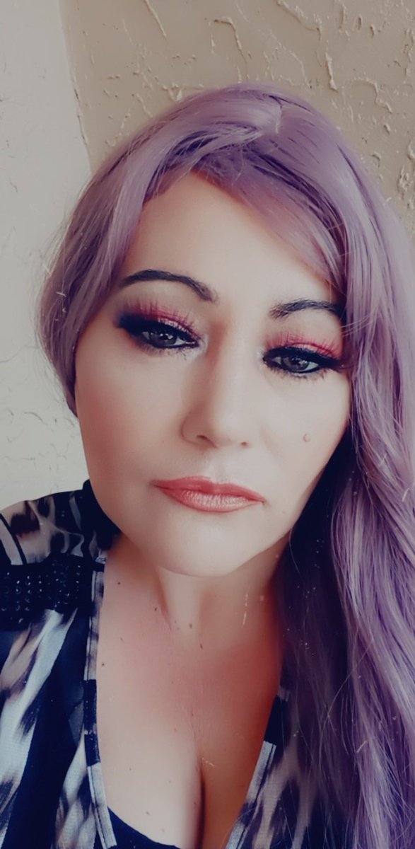 ninasbeautyfl's tweet photo. My #valentinesday2021 #makeup 
@hudabeauty @lagirlusa @LAColorsusa @elfcosmetics @wetnwildbeauty @xoBetseyJohnson @HardCandyLife @ciatelondon @ABHcosmetics #cute #amazingmakeup #Twitter https://t.co/h7Hq2xovpQ