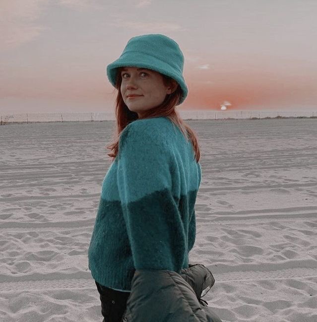 Happy birthday to bonnie wright!! 