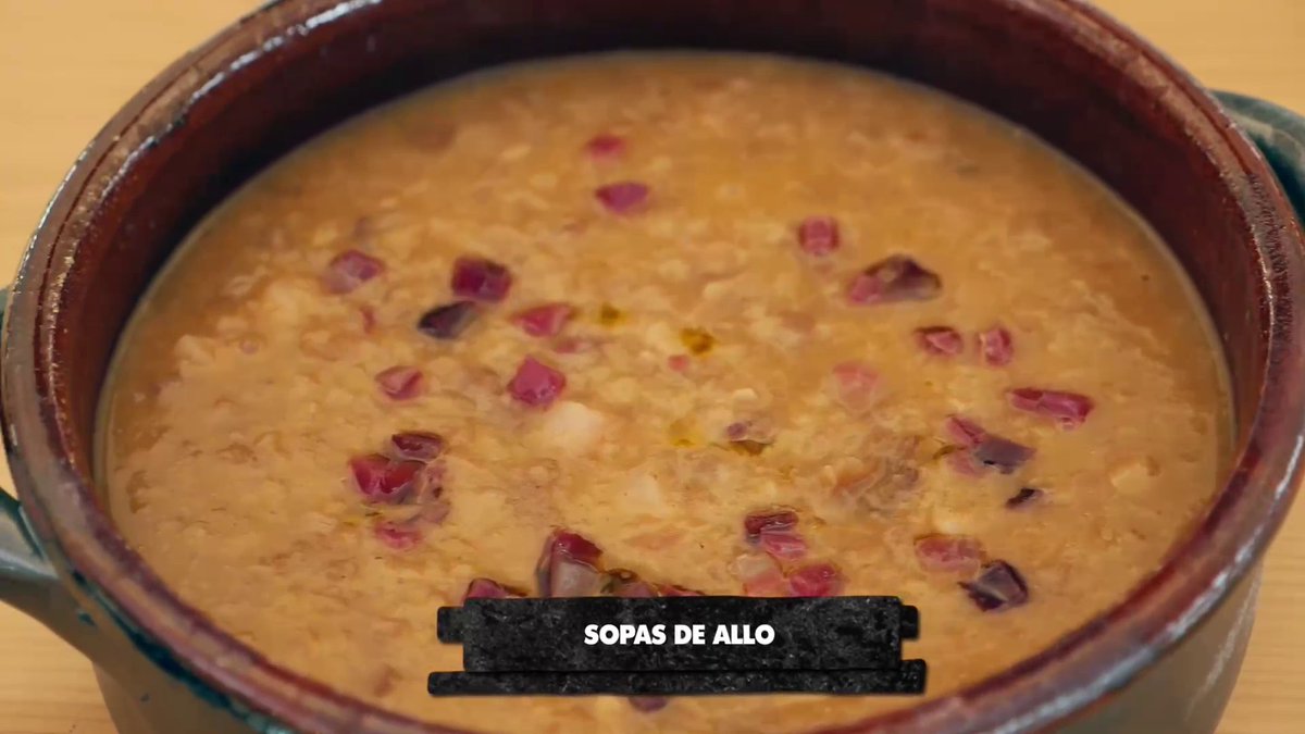 comeacomarca's tweet photo. 📜 Este é o menú que deseñaron #GersonIglesias e #ManuelGarea para #ComeAComarca #AsBatallas10 ⚔. Os equipos de cociñeiros profesionais estarán á altura?
👉 Esta noite a partir das 23:10h na @TVGalicia 📺 https://t.co/T0ux8a2fiW