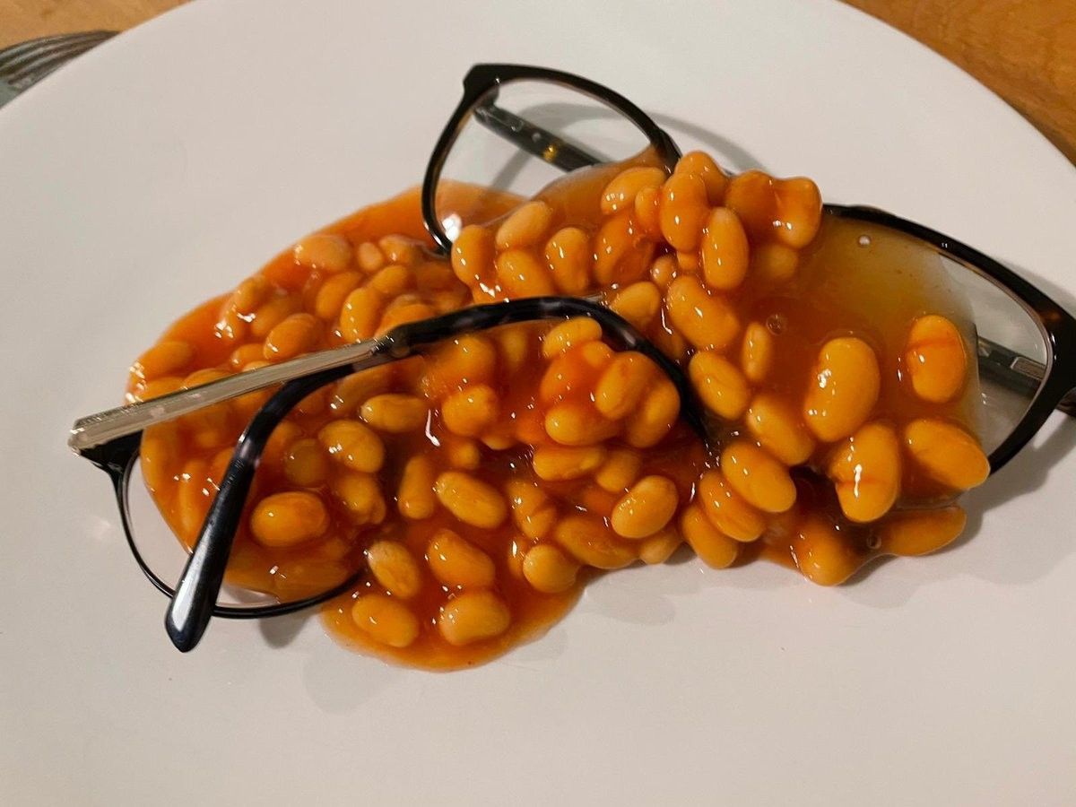 MLcomms's tweet image. Memes in a post-breakfast world: lessons from Specsavers’ response to Weetabix and beans buff.ly/3pgn8tO