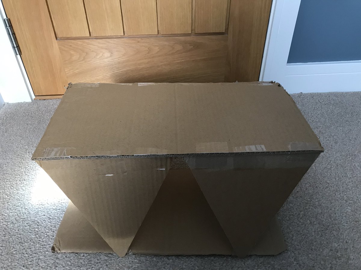 tech_ehs's tweet image. Just a few more examples then...
Our S1 online learners employing their structures lockdown knowledge to design and build their own weight bearing structures.
#ehstech #stem #futureengineers