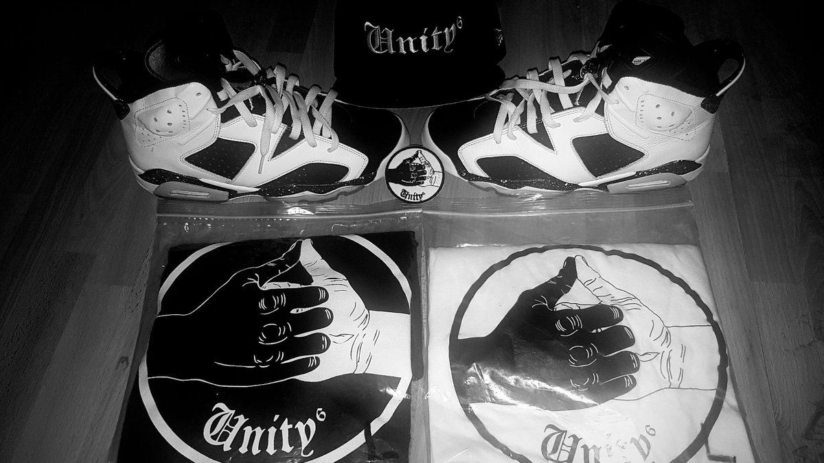 l_Unity_l's tweet image. Michael Jordan More Life
✊🏻🇨🇦✊🏿 #INMYJS #MJ #GOAT #HBDMJ #HappyBirthdayJordan #MichaelJordan #Jordan #Oreo6s #Unity6s #Blacklivesmatter
#LikeMike #STOPRACISM #JustDoIt #Unity6 @Jumpman23 @Nike @nikebasketball @NBA @chicagobulls #TwentyThree