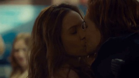 For more kisses like this ... #WynonnaEarp  #BringWynonnaHome