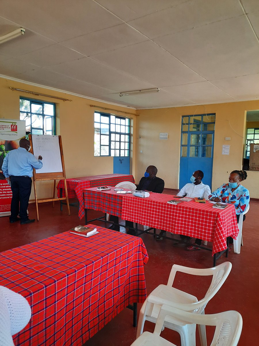 mwathane's tweet photo. #StrentheningLandGovernance:
@ldgi_kenya, in partnership with @FAOKenya, trains members of #LandControlBoards in #LaikipiaCounty
on the issues necessary to guide their decision-making.
@Lands_Kenya @NLC_Kenya @EUinKenya @Karanjakibicho @LaikipiaCountyG @Faridakaroney https://t.co/KqGcw2ZZRr