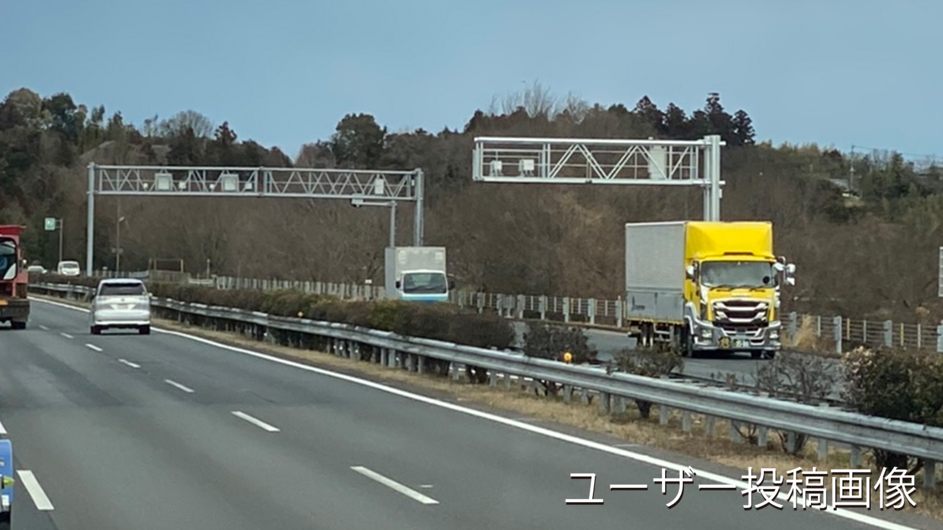 オービスガイド全国調査員 Yoshi Takさんから特ダネ画像をいただきました 常磐自動車道 上り方面 千代田石岡インター手前に新しいオービスが付いたようです Hシステムがlh式になりそうです 後日調査に行ってきます T Co Owicildvf2 Twitter