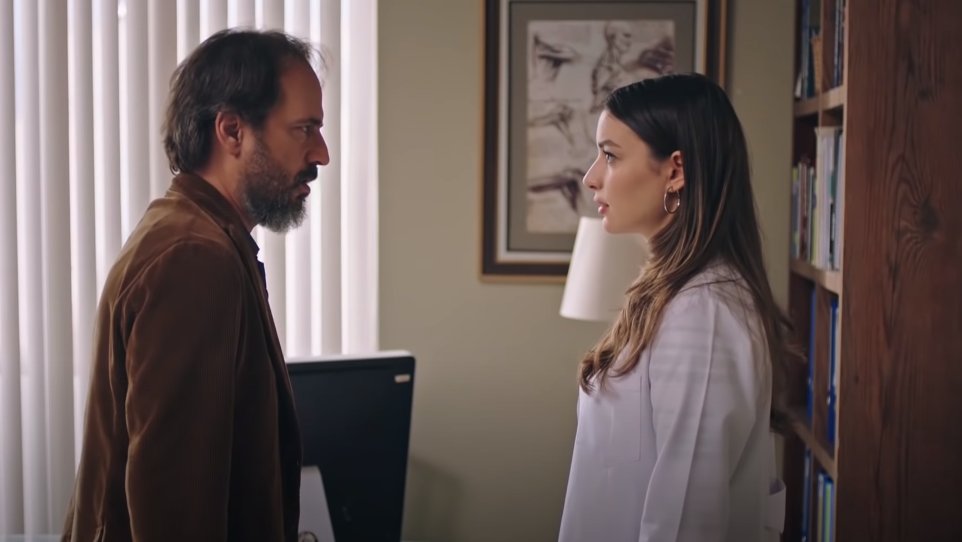 gamzeulusoyu's tweet photo. [ #zeyat #zeynepateş #hekimoğlu #yanmak ] https://t.co/NvZNDorqNH