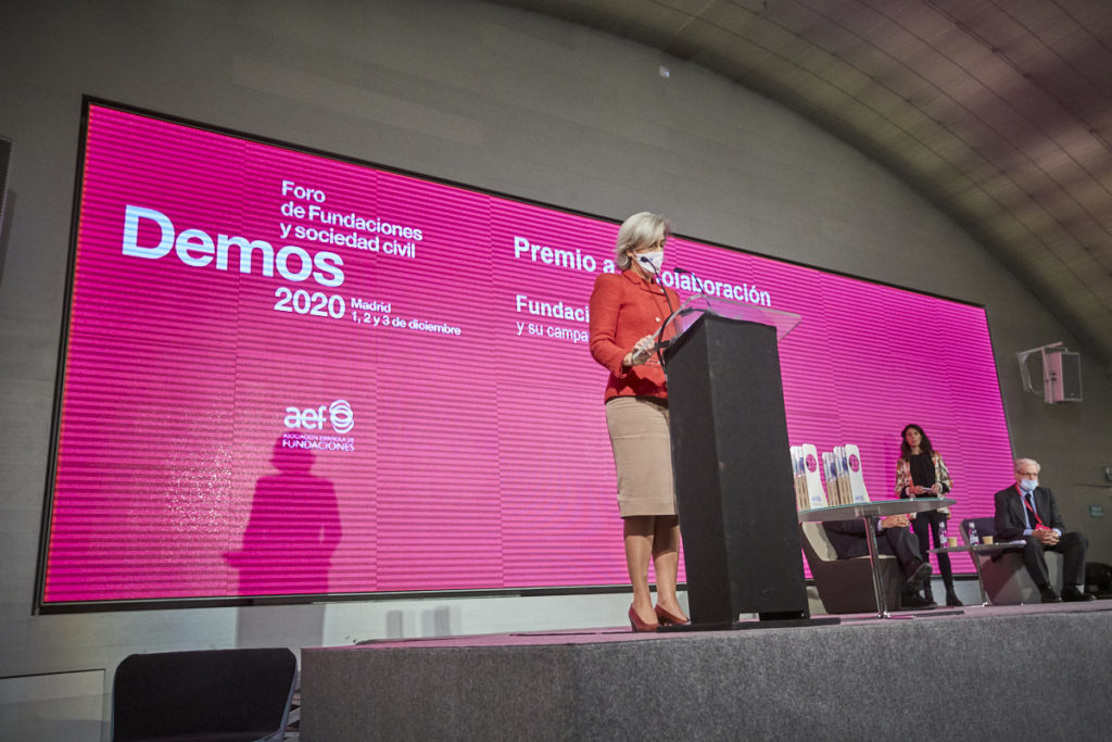 AEF_fundaciones's tweet image. Desde la AEF quisimos reconocer el trabajo realizado durante la campaña #únetealosqueayudan otorgando a la Fundación @UnitedWaySpain el Premio a la Colaboración 2020.

El premio se entregó en la gala de los #PremiosAEF realizada en el marco de #Demos2020 👇