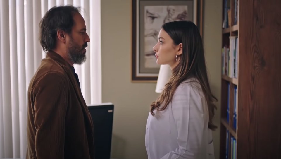 gamzeulusoyu's tweet photo. [ #zeyat #zeynepateş #hekimoğlu #yanmak ] https://t.co/NvZNDorqNH