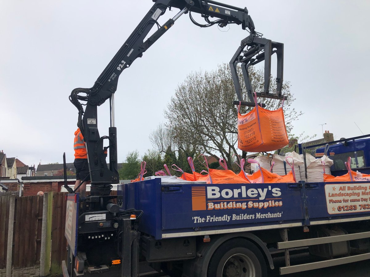 BORLEYS_MINIMIX's tweet photo. Still a few delivery slots available for this week 😁😁 If you need supplies delivered before the weekend then please get in touch asap to book your delivery.
😁 😁 😁 THANK YOU 😁 😁 😁

>>> Burton 01283 762119
>>> Tamworth 01827 425001
>>> Nuneaton 024 7695 2119 https://t.co/dAkUAmXRym