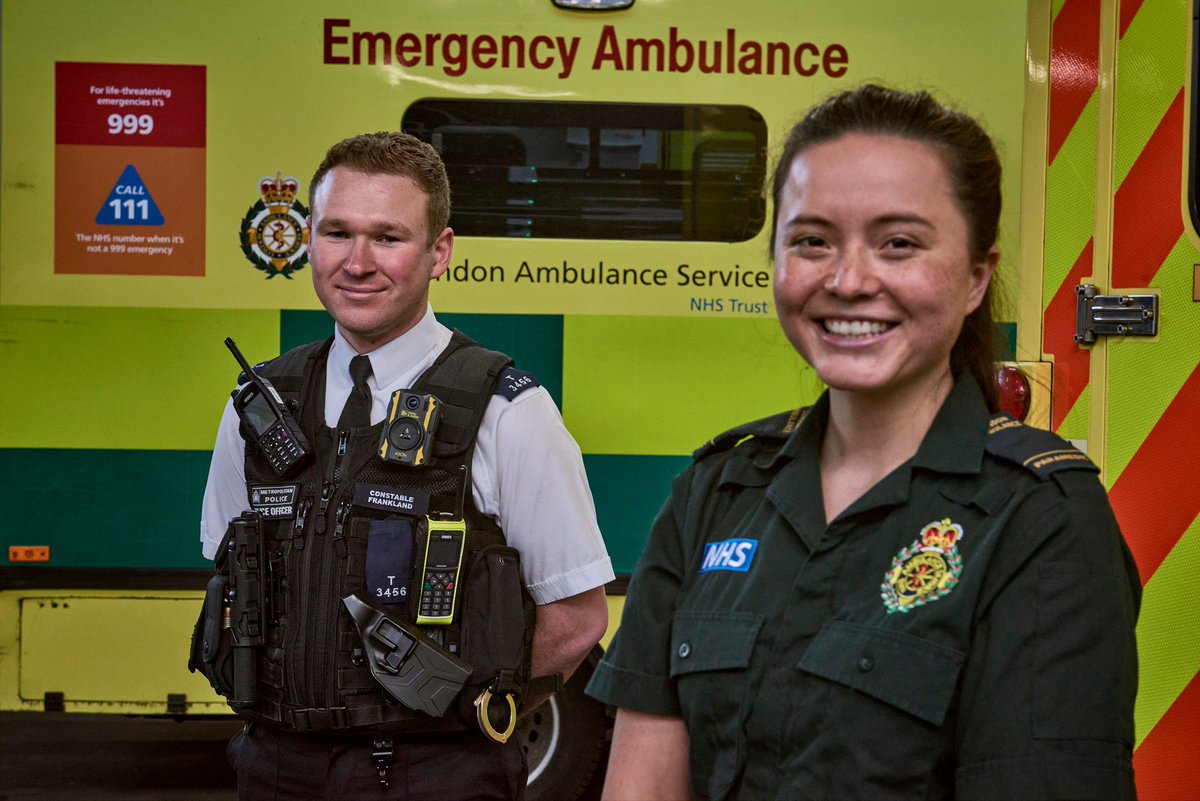 This week we say goodbye to 75 @metpoliceuk police officers who joined us in January to drive ambulances.

Thank you to each and every one of them - you helped us reach more patients in need of our care during this difficult time.

#COVID19 #TeamLondon