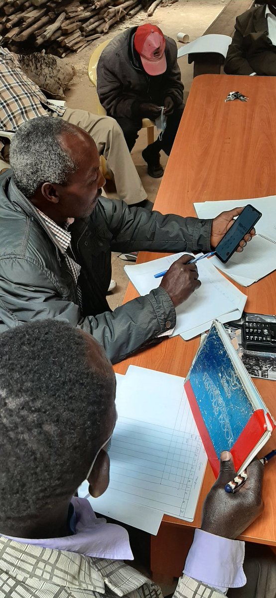chepkoechmail's tweet photo. Participating in gross margin; #productioncosts #income calculation and analysis with maize farmers, promoting record keeping and data collection for #Agripreneurship and #Agribusiness https://t.co/QyohNU1TYB