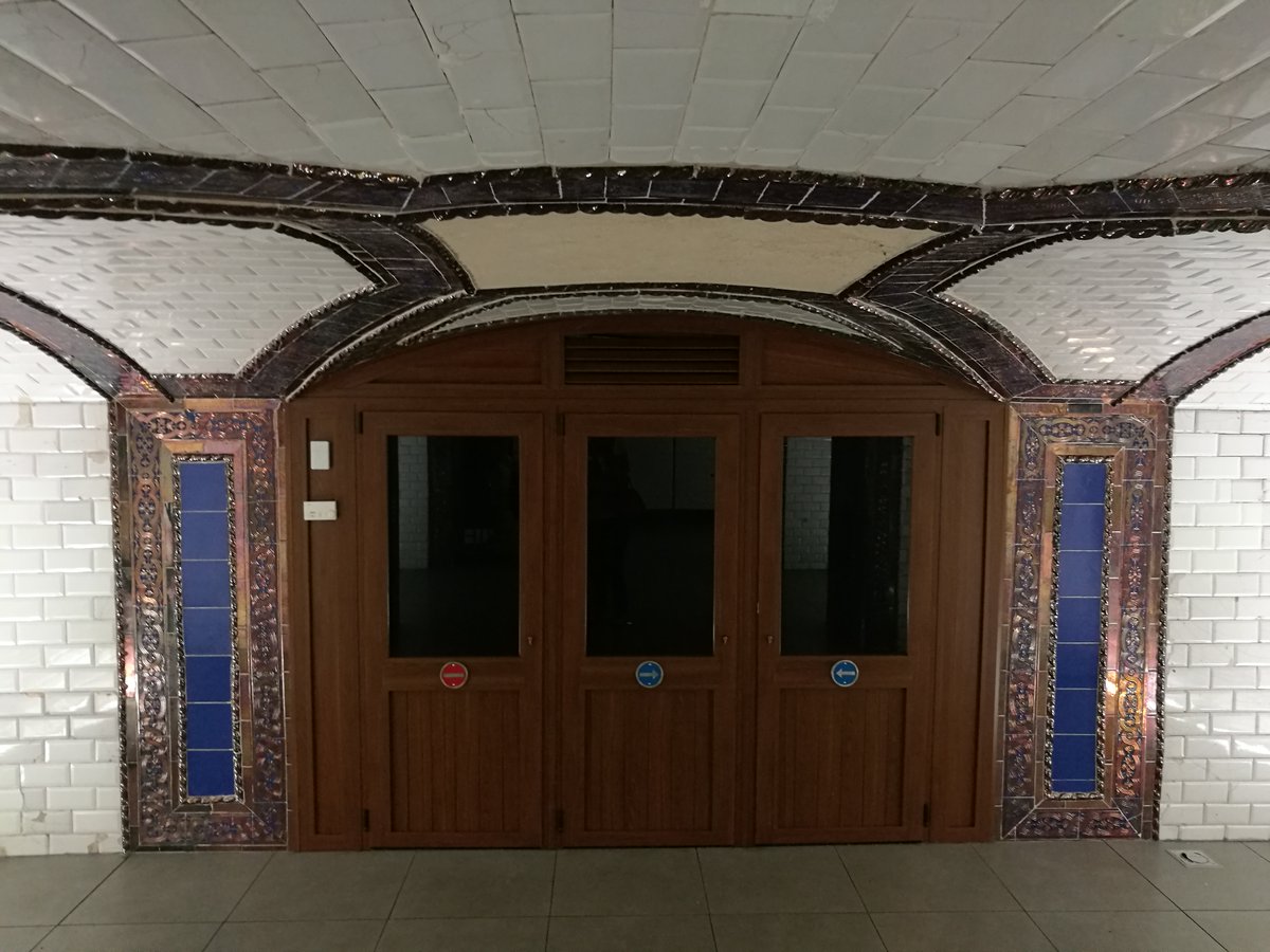 metro_madrid's tweet photo. 🔊 Reabrimos a partir del 27 de febrero el antiguo vestíbulo de la estación de Pacífico. No te pierdas este espacio museístico de la historia de Metro.
🎟 Entradas: https://t.co/BCrrWVW3XE
🚇 Pacífico, L1 y L6.
👉 Más info: https://t.co/IZRfiecWcT
#ConoceMetro #MetroHistórico https://t.co/CHWQ2yTO3E