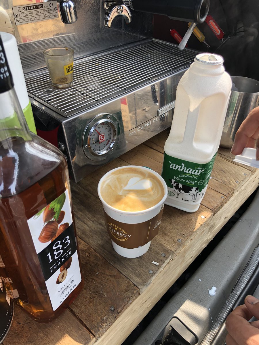 ghazi_taimoor's tweet photo. Lahori Twitter! Support a small business. 

These young guys have left their jobs to set up their coffee-car at Main Boulevard opposite the McDonalds. GREAT coffee, cheap and variety of flavours. 

Highly recommend for a casual coffee on-the-go. 

Please retweet for visibility https://t.co/8aAny7bggu