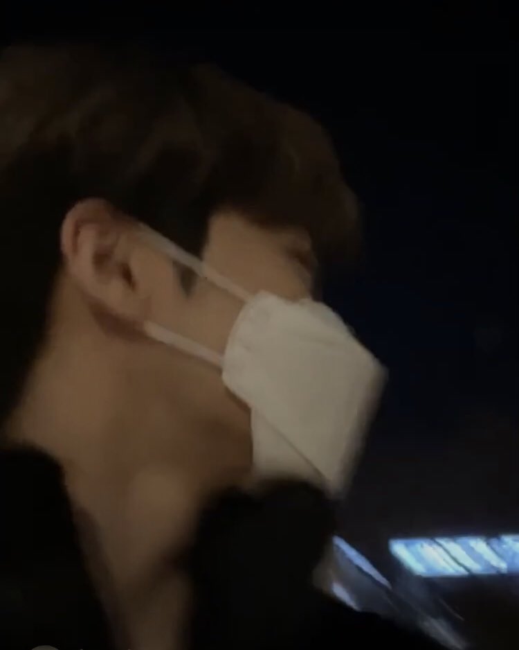 jaemin                                    jaehyun

but its actually mark