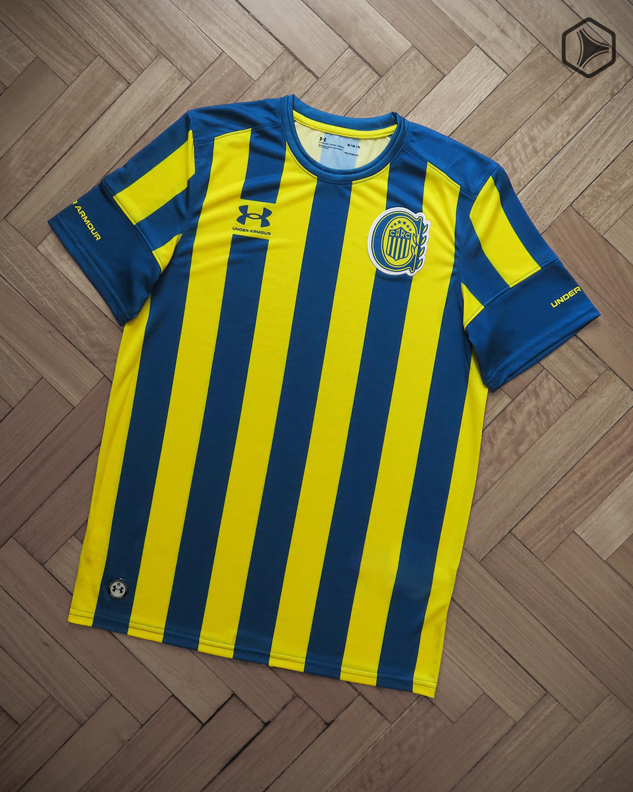 Marca de Gol Twitter: "🔎👕 Detalles de las nuevas camisetas Rosario Central. ¿Te gustó trabajo de Under Armour para este año? https://t.co/aDHArOVTzy" / Twitter