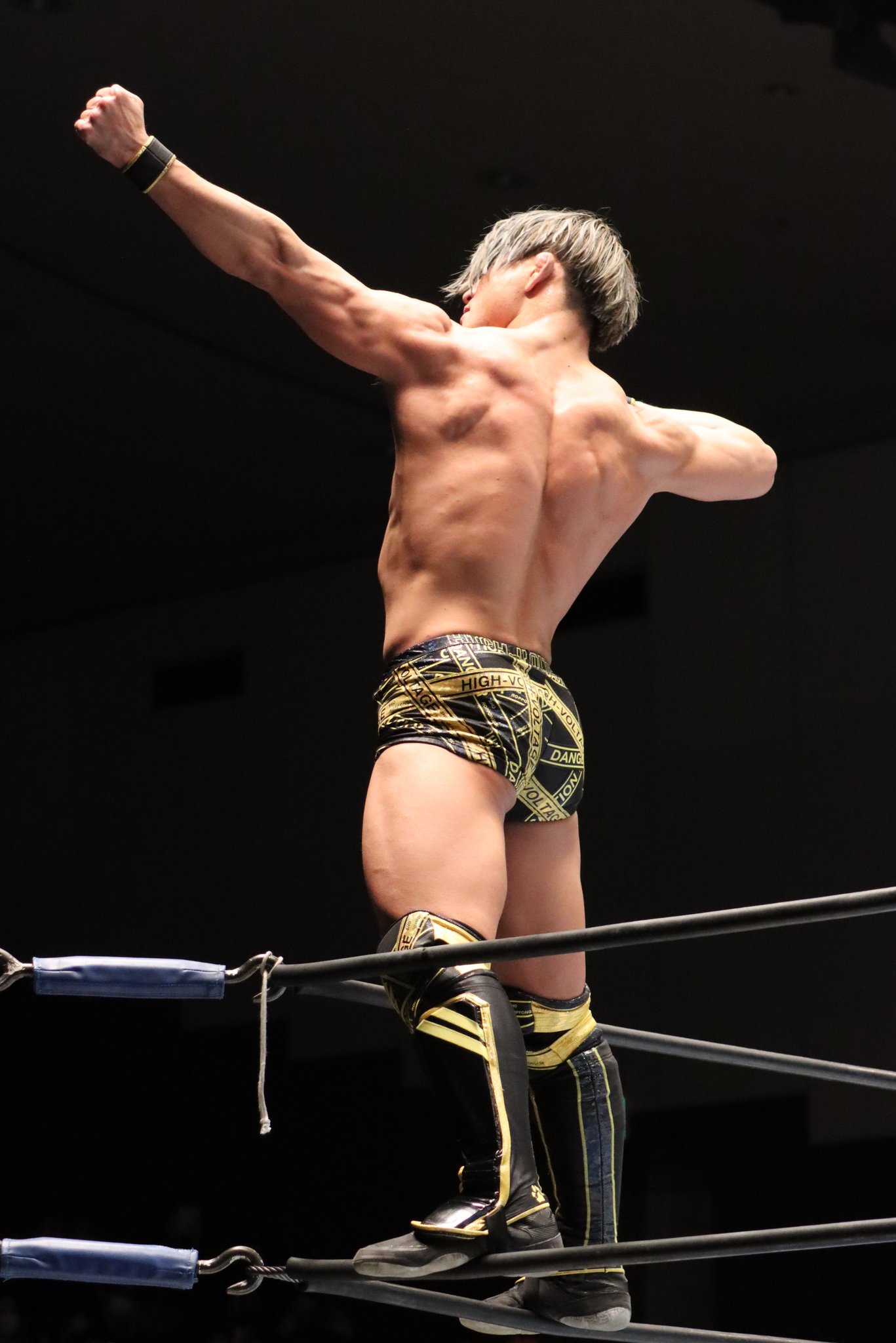 新日本プロレス SHO選手 田舎者専用セット 新日本プロレスリング株式会社 on X: 