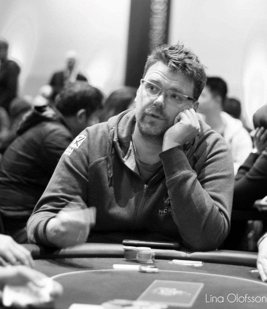 Vi mener <a href="/NorskTippingAS/">Norsk Tipping AS</a> bør tilby nettpoker. 

Les <a href="/Pokerpresident/">President Norsk Pokerforbund</a> <a href="/SigurdEskeland/">Sigurd Eskeland</a> sitt åpne brev til <a href="/abidraja/">Abid Raja</a> her: 

ny.norskpokerforbund.no/news/2217

Retweet gjerne!