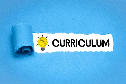 LearningForward's tweet photo. "When a school is fortunate to have exceptional teachers with diverse backgrounds, those teachers can draw on their experiences and interests to create a strong, engaging, and original curriculum." https://t.co/kLw9fykzp3 #EdCurricula #TeacherPD #eLearning https://t.co/ZrlfvKIBAW
