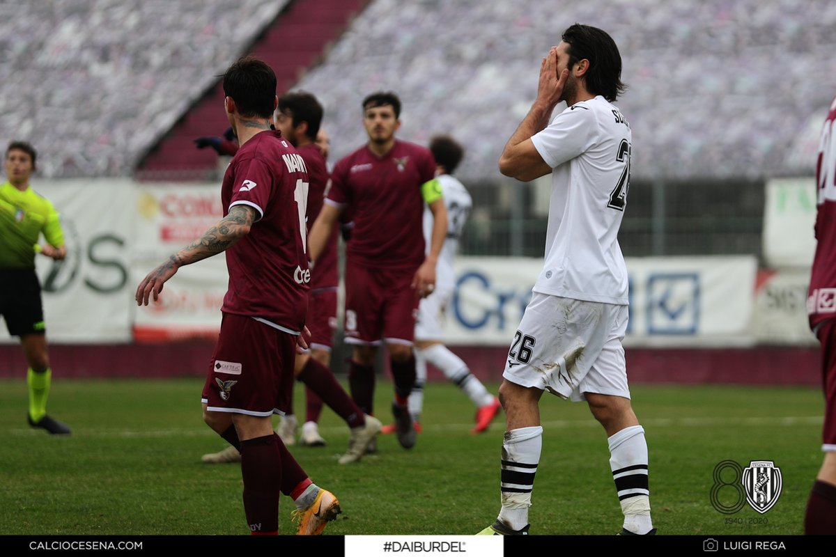 calciocesenafc's tweet photo. 📸 #FANCES 1-0 all'intervallo: le foto del primo tempo (ph. Luigi #Rega) https://t.co/EDTvVUjp2G