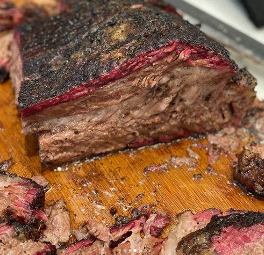 Kudos to <a href="/joelmchale/">Joel McHale</a> on his first brisket, and thank you so much for considering our smokers the king!
.
.
.
#brisket #bbq #barbecue #food #foodlover #grilledmeat #smokedmeat #grilledbrisket #smokedbrisket #pelletgrill #meatsmoker #charcoalgrill