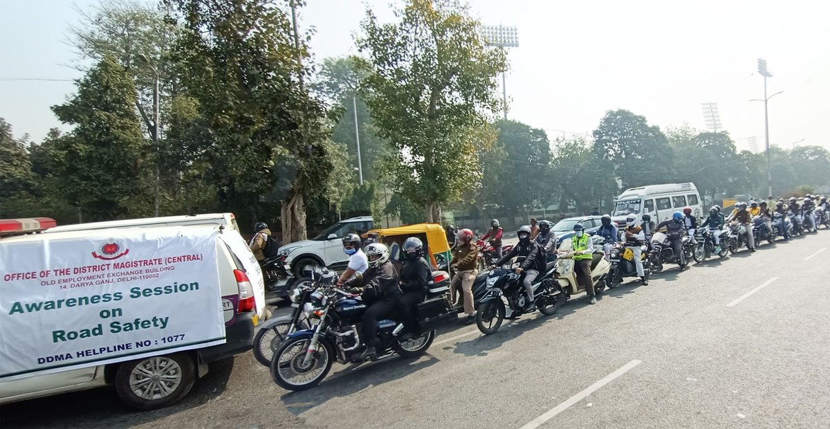 DMCentralDelhi's tweet photo. #Bike_rally #organized by #DM_CENTRAL in #Central_District regarding #Road_Safety_Program.
@NAGENDR83346047
@HarishM07710561
@SarhanAhmed15
@TransportDelhi
@MORTHRoadSafety
@MORTHIndia https://t.co/hEztAYzbFZ