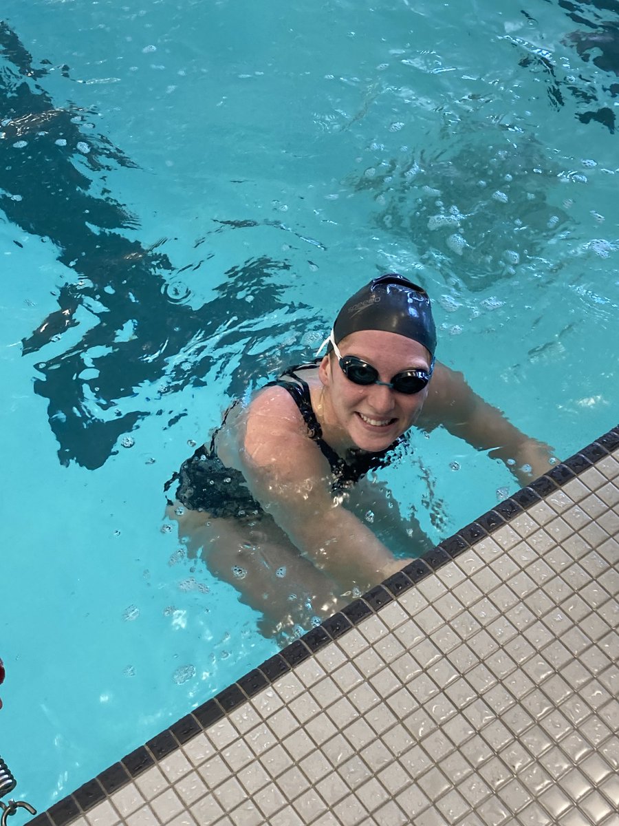It’s race day! SW District meet at Miami University, top 2 finishers are automatic qualifiers to state, and the next 16 at large from all Districts. #lovewhatyoudo ⁦<a href="/LoramieRedskins/">Fort Loramie Redskins</a>⁩ ⁦<a href="/DaniEilerman/">Dani Eilerman</a>⁩