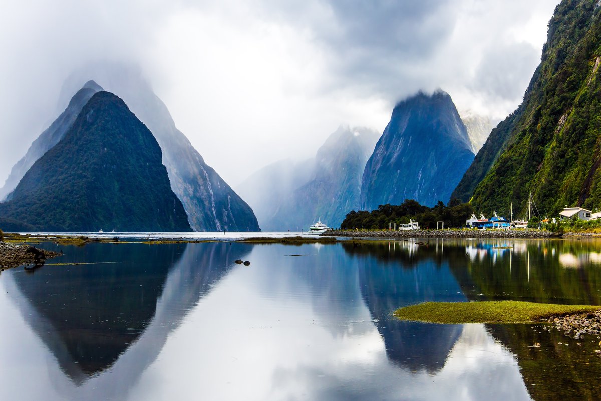 PureDestination's tweet image. Is New Zealand’s great outdoors on your bucket list? 🇳🇿 #wanderlustwednesday 

Read our travel guide to find out more &amp;gt; bit.ly/3jXNBv8