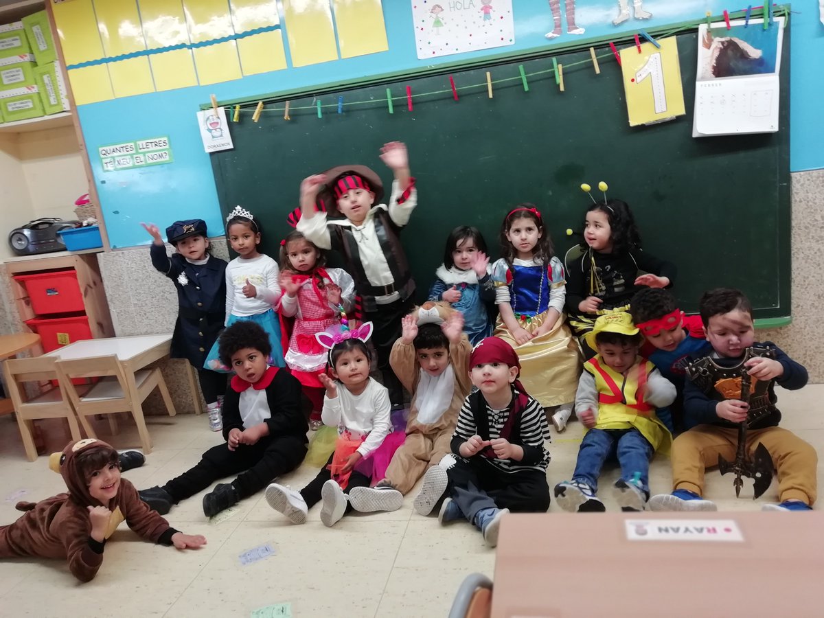 Escola Rosselló Pòrcel tweet media