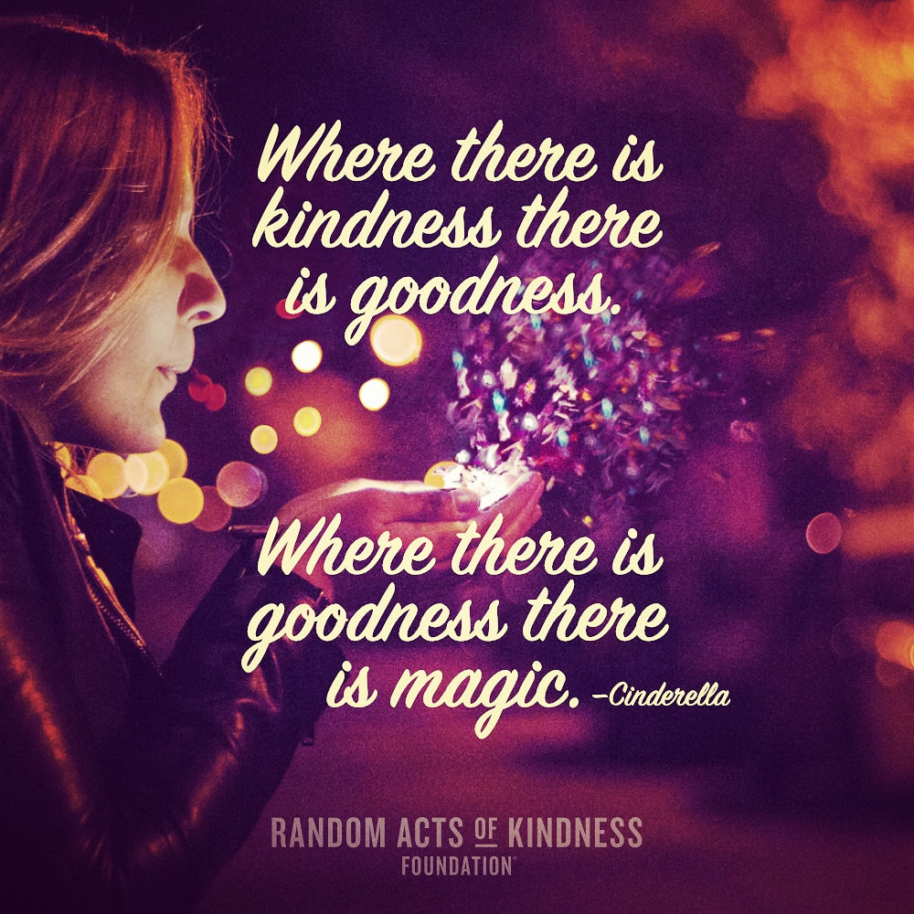 It's Random Acts of Kindness Day... What can you do today to share some kindness magic? Check randomactsofkindness.org for some ideas to make someone's day💞
#RandomActsofKindnessDay #MakeKindnessTheNorm #ExploreTheGood