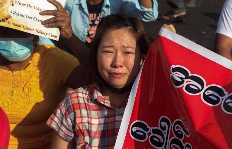 KhunNayLa1's tweet photo. #Rejected Military Coup
#WeNeedDemocray
#savemyanamar
#WhatHappeningInMyanmar https://t.co/KKmMKCLG0l