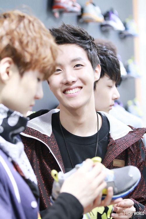 This is hoseok from 2012-2013 but as u scroll down you'll get a devastating surprise a thread—