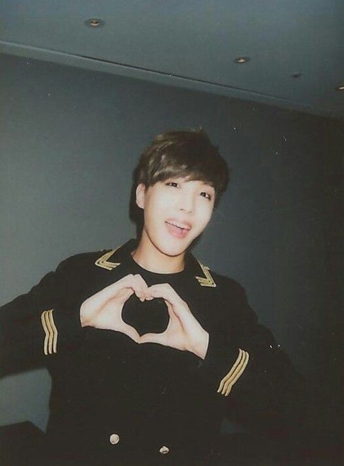 This is hoseok from 2012-2013 but as u scroll down you'll get a devastating surprise a thread—