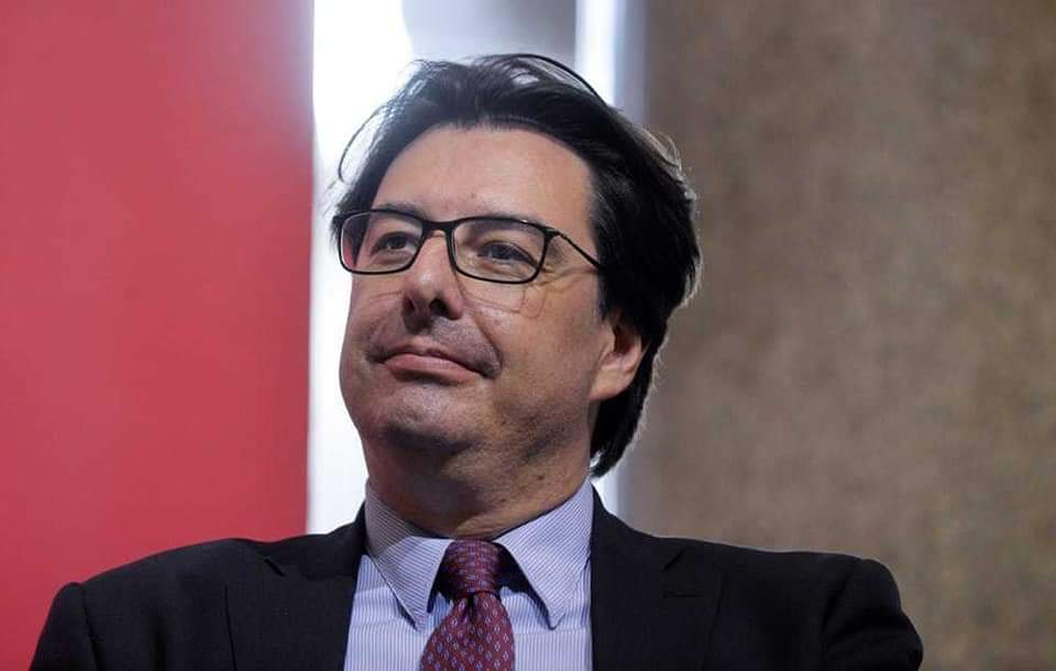 granelli_paolo's tweet photo. Un #Idiota @AntFuniciello che blocca TUTTI I SOSTENITORI DEL @Mov5Stelle O È UN COGLIONE, oppure ha seri #ProblemiMentali!
QUALI DELLE 2 ALTERNATIVE?
Più che metterlo nel gabinetto di #MarioDraghi, a questo, bisognava rinchiuderlo in un CESSO PUBBLICO!
SUO UNICO HABITAT NATURALE https://t.co/lUcQ6D9hsD