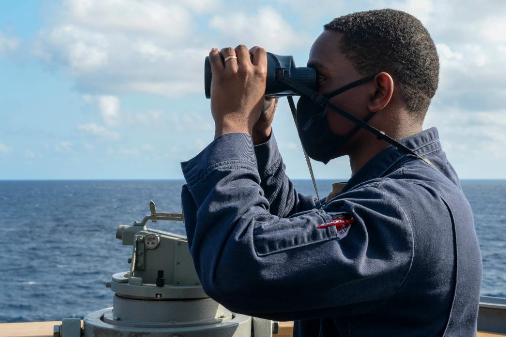 On Feb. 17 (local time), #USSRussell (DDG 59) asserted navigational rights & freedoms in the #SouthChinaSea near the Spratly Islands. The #USNavy will continue to fly, sail & operate anywhere international law allows. #FreeAndOpenIndoPacific

DETAILS: ➡️ go.usa.gov/xs2zK