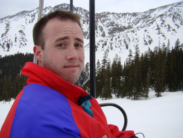 This is where I go off. This was Jodi Aria's victim, Travis Alexander, a 30yo motivational speaker from Riverside, CA who lived in Arizona at the time of his murder. She tried to paint him as abusive & pedophilic, after her story of intruders failed.9a/