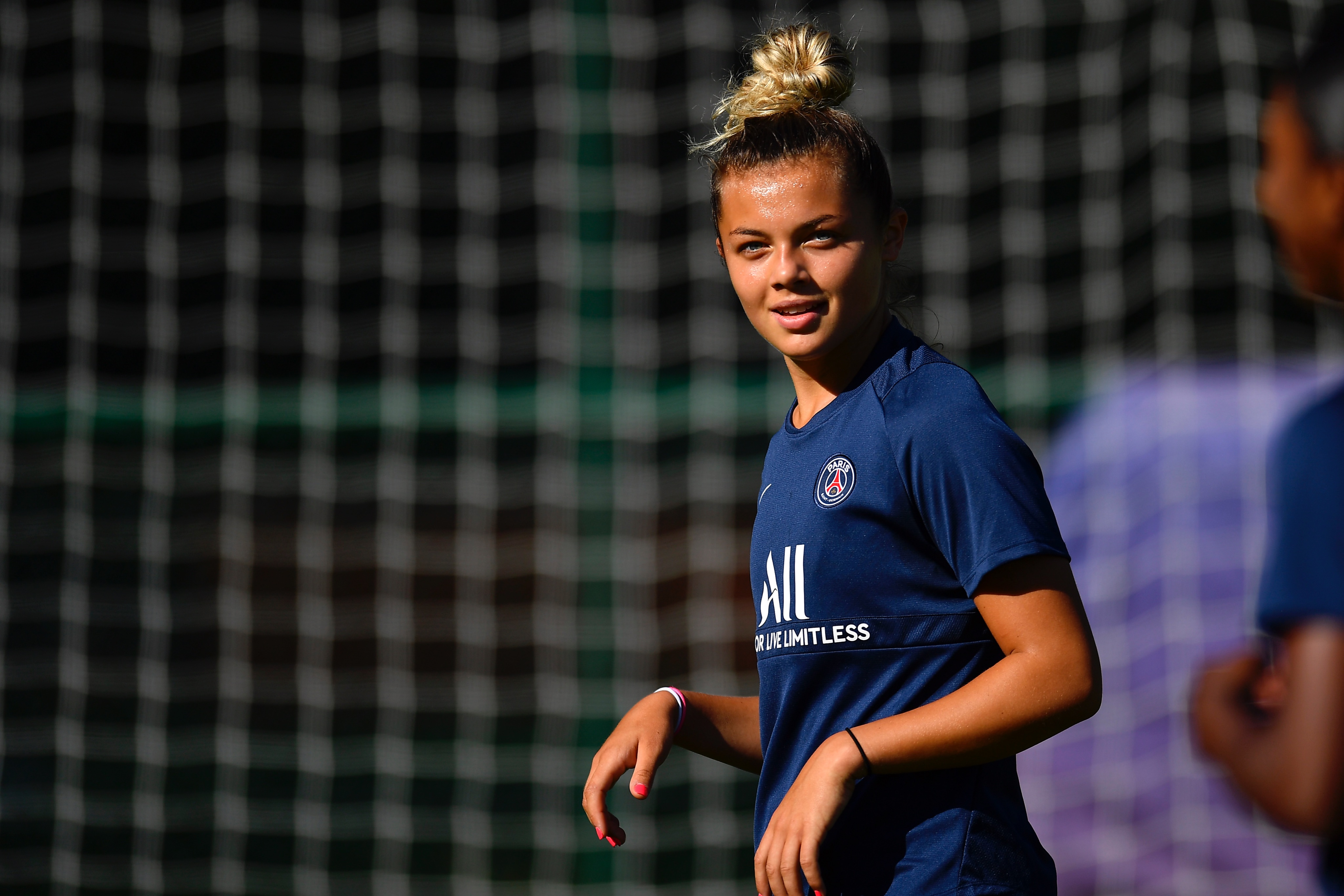 Psg Feminines Joyeux Anniversaire Oceane Hurtre 1 7