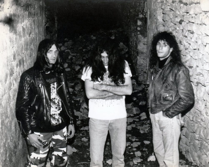 Metalitalia's tweet photo. ANGEL DEATH: disponibile la raccolta "Memoirs of Death: the History 1986-1995" #ANGELDEATH - https://t.co/XgdtiObwbd https://t.co/4YPmiAXDik