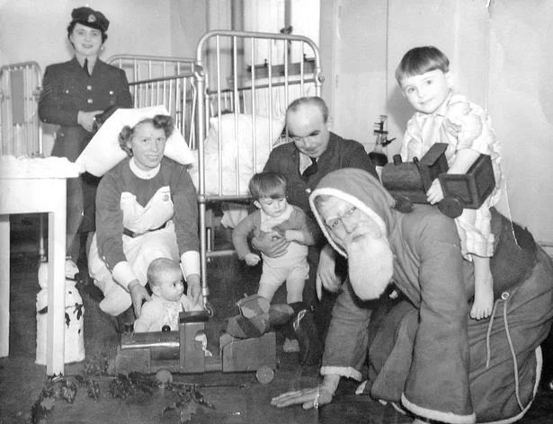 Alison Jean McNairn (1912-1999) graduated from the LSMW in 1936. In 1941, she was working at the City General Hospital, Plymouth, as assistant medical officer in charge of the maternity and children’s wards (photo: the children’s ward in December 1941) (2/6)