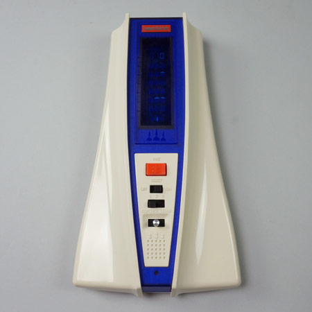 presentcorrect's tweet photo. An amazing archive, hundreds of old handheld consoles.
https://t.co/5nJgOmK484

Instant nostalgia &amp; UI heaven. https://t.co/Uk3EaXR8dw