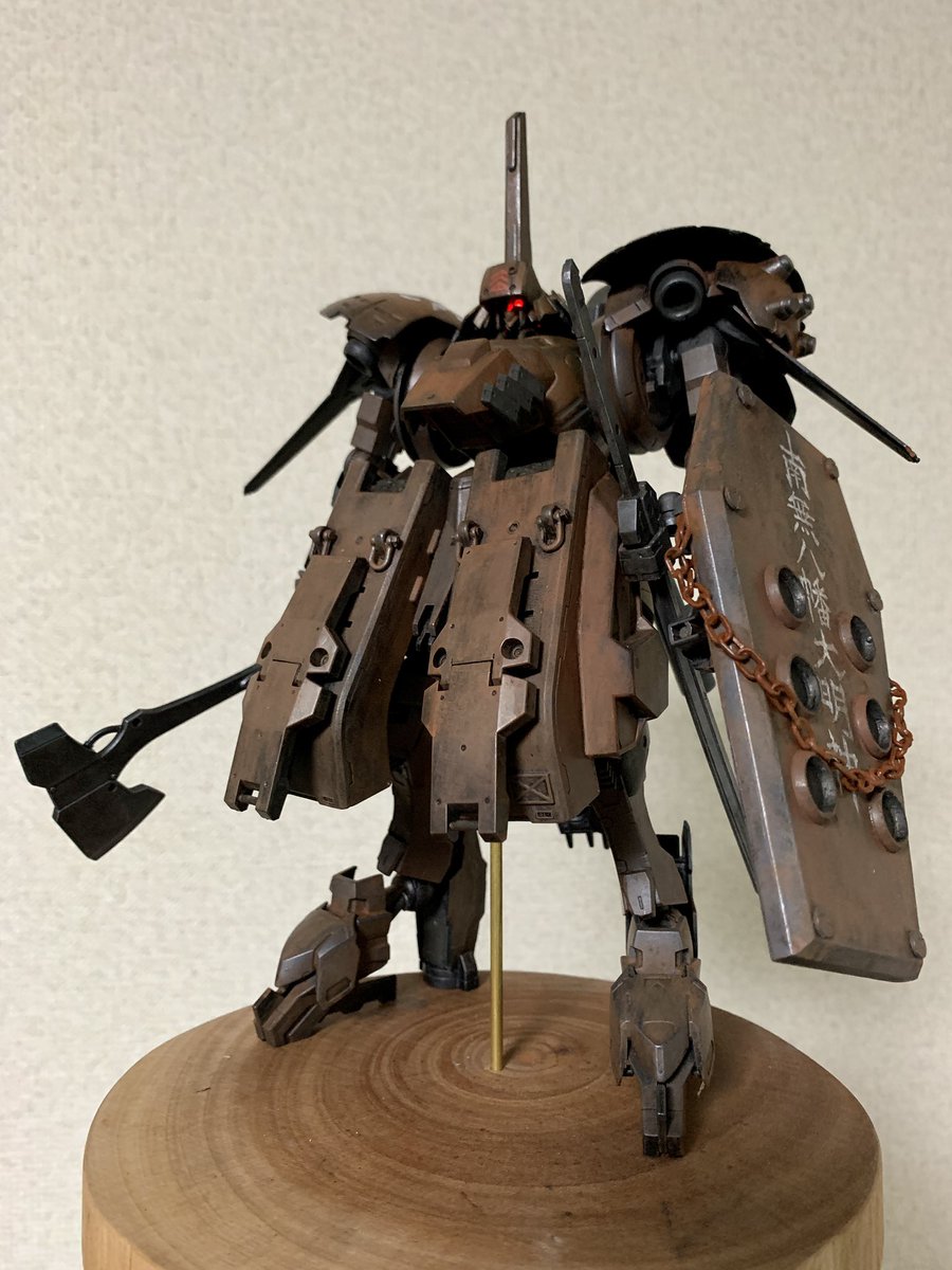 Kensone Glowingvinyl 盾が寂しいのでディティール追加 ついでに肩の後ろもパーツを足した ぐぽーん サムライ7 野伏せり 紅蜘蛛
