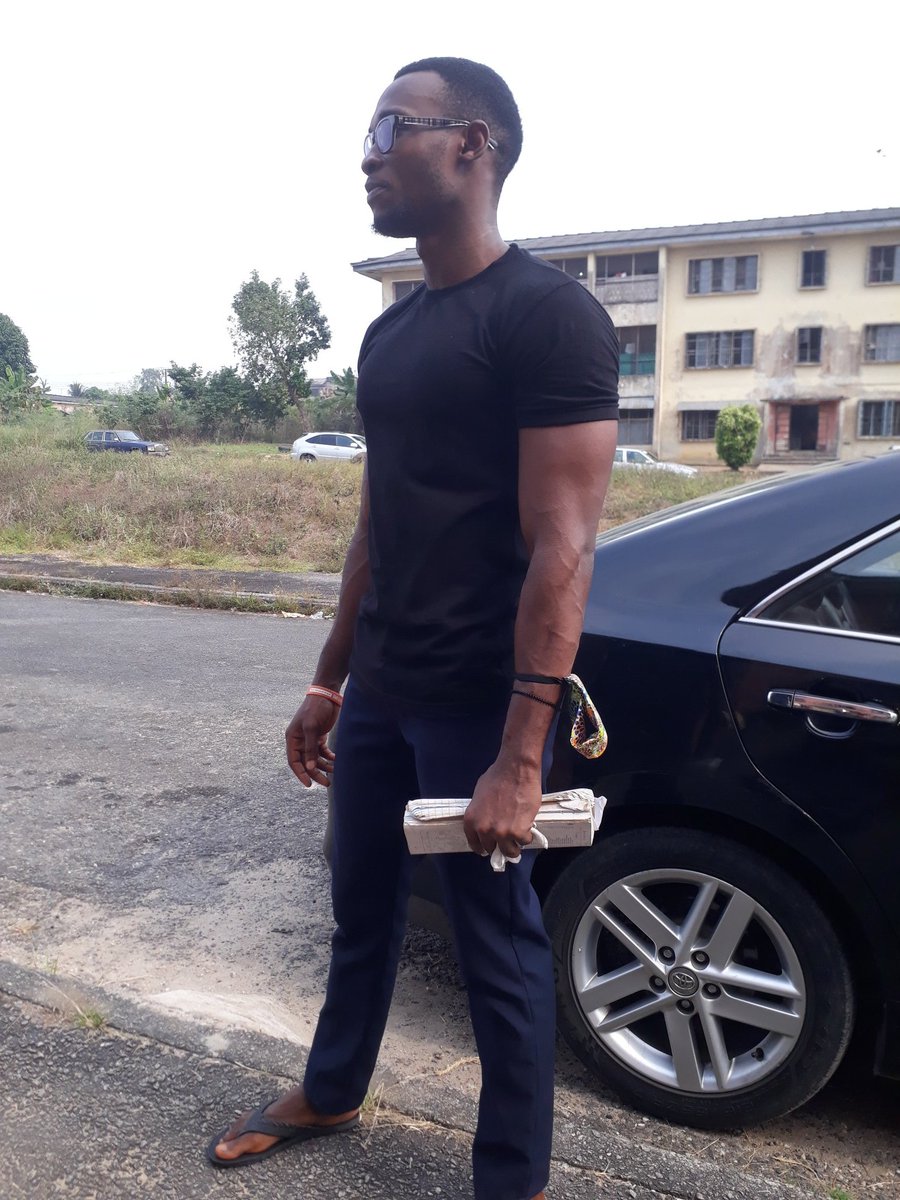 Chrizflex1's tweet photo. Wednesday got me feeling like a boss #ILWID #ILOVEWHATIDO contact @Nk_collections on IG for your quality wears https://t.co/diEBIQCzja