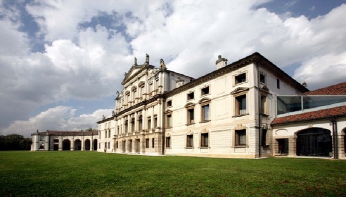 Consilium_Com's tweet photo. 📈Secondo una ricerca promossa da @FondazioneCUOA con @UniVerona, l’introduzione di tecnologie digitali adeguate in azienda non porta solo innovazione ma anche chiari vantaggi in bilancio.👩‍💼
La notizia de @GiornaleVicenza sul nostro sito➡️https://t.co/sxEgSuSqO4 https://t.co/e101i1Z7kg