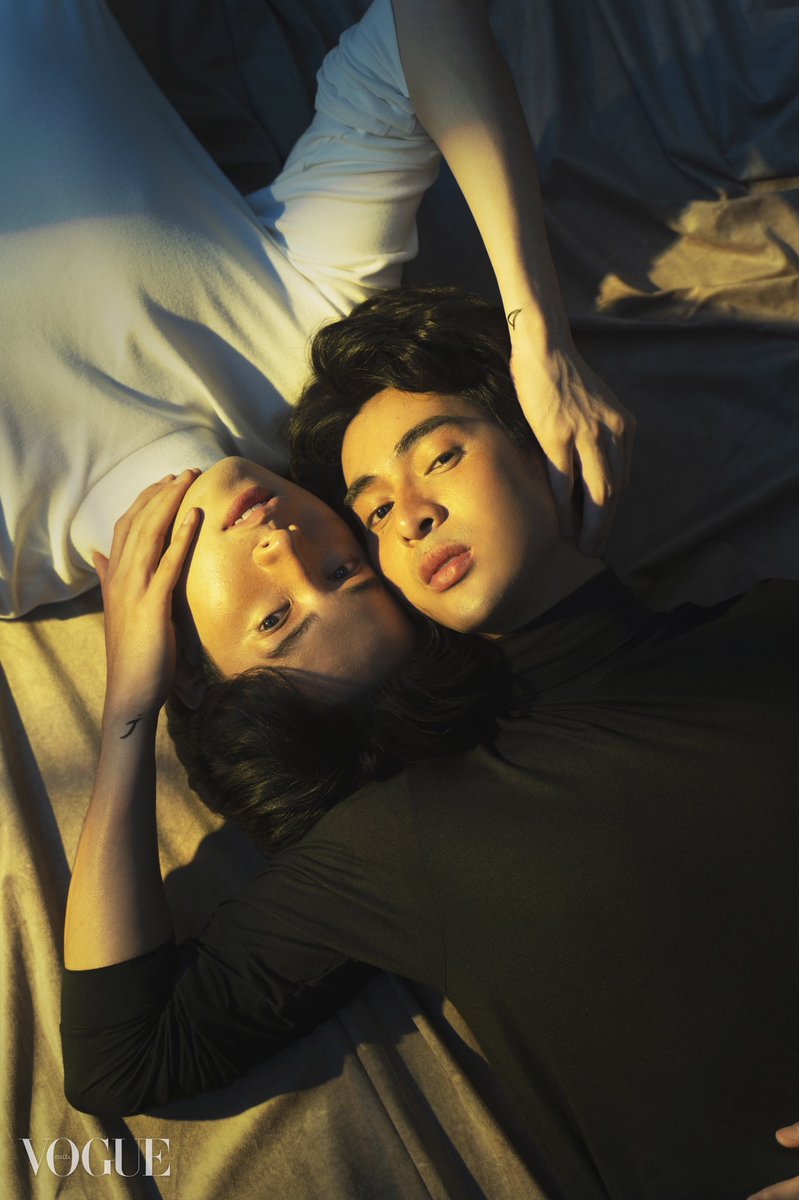 kaloytingcungco's tweet photo. this. photo. made. it. to @vogue_italia 😳

props to this trio ✨✨
Photographer @Raymondcauilan 
Styled by @EdrianneTui #YANNIEfied 
Grooming @myckearcano https://t.co/w5zWhyNmCo
