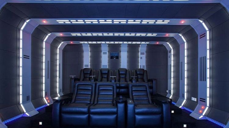 chloewritescifi's tweet photo. star wars home theaters are such a power move. https://t.co/SEG0QGSQia
