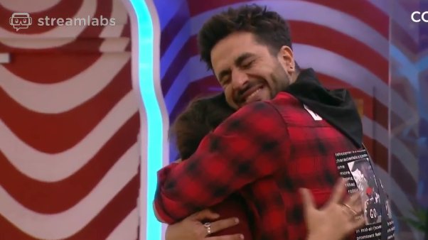 BlusuhnM's tweet photo. rubina and aly are my personal top 2 

keep voting here : https://t.co/y9sRqYvM8X
#BB14LiveFeeds #RubinaDilaik #VoteForRubinaDilaik #BiggBoss14 https://t.co/33B2YmGX4s