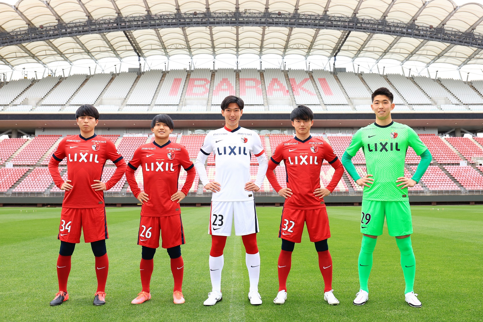 朝日新聞サッカー担当 鹿島 新加入選手発表会見をオンラインで開催 発言が印象的だったのが 須藤直輝 選手 プロ サッカー選手はファンやサポーターを勝利やプレーで魅了することが仕事だと思っている 勝ちにこだわりつつも 自分のプレーでたくさん