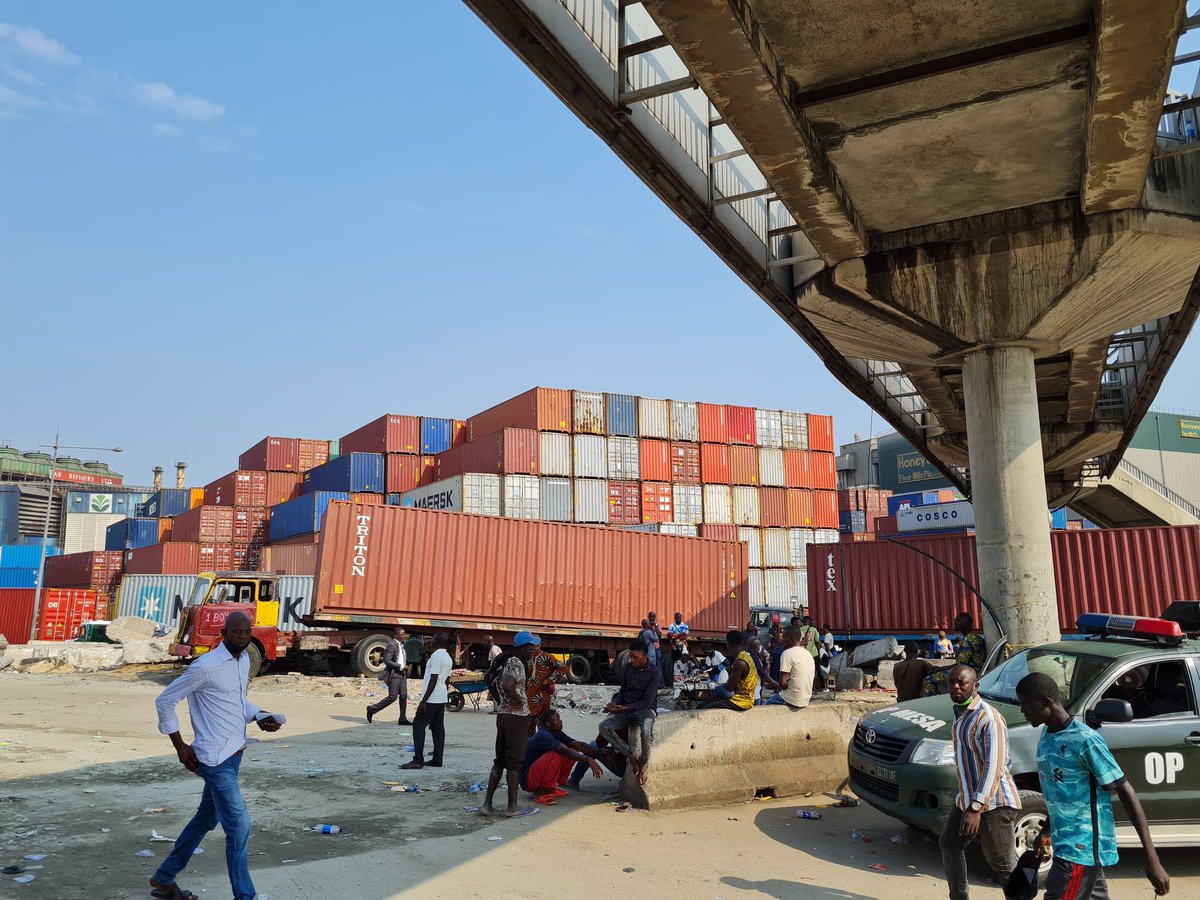 Clearing your container at Tin Can is the ghetto. Been to Lagos twice to expedite the process, chilled with erujeje-kwaffing & weed-puffing stragglers, negotiated with 3 different trailer drivers (they drop you for higher offers) & adapted to the situation to get things going.