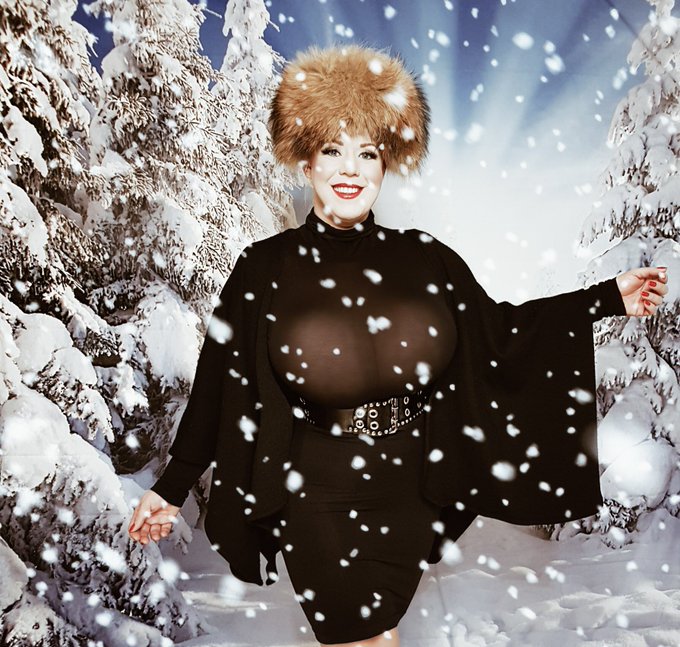 2 pic. I wish you a happy Wednesday with great moments #snow #WINTER https://t.co/BkbR4cGH63