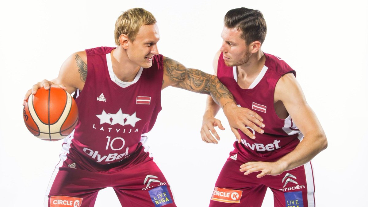 Komandai pievienosies arī Jānis Timma un Dairis Bertāns! 🇱🇻 Paredzams, ka abi basketbolisti ceturtdien Maskavā piedalīsies Eirolīgas spēlē ar Baskonia”, un piektdien  ieradīsies Rīgā. #TrīsZvaigznes #EuroBasket 

basket.lv/izlases/viries…
