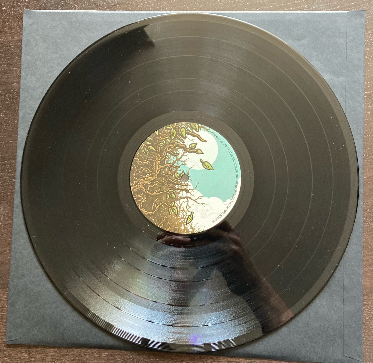 Acabat d’arribar a les nostres oficines, el nou disc dels <a href="/madretomasa/">madretomasa</a> ja està a punt per ser distribuït.
Demà el tindreu a Spotify, i ben aviat a la <a href="/FNACANDORRA/">Fnac Andorra</a> a la secció de grups d’Andorra.